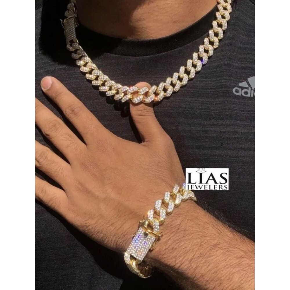 New 18k yellow gold Cuban link chain and bracelet set